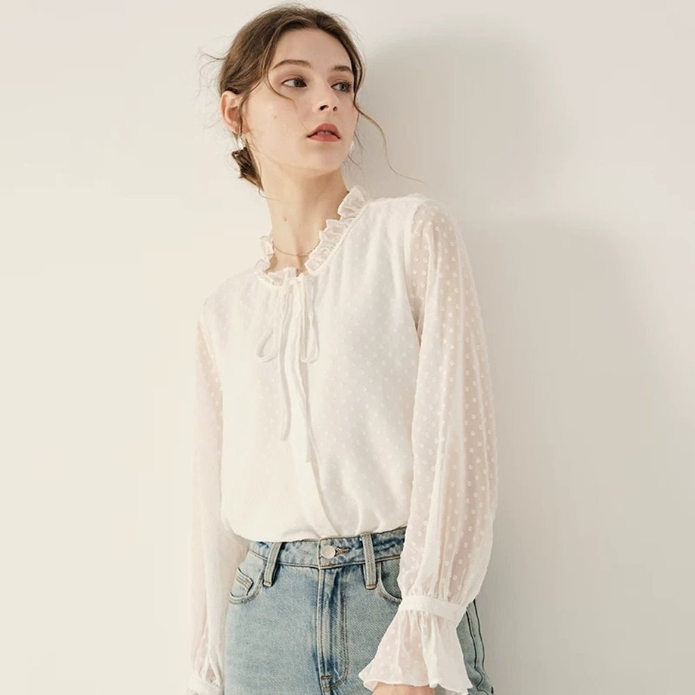 White shirt with fungus bow